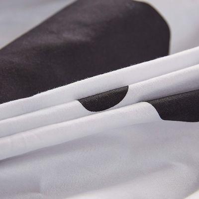 Полноразмерный набор коровьего листа 4PCS 1800 Число нитей Черные белые коровьи листы с глубокими карманами